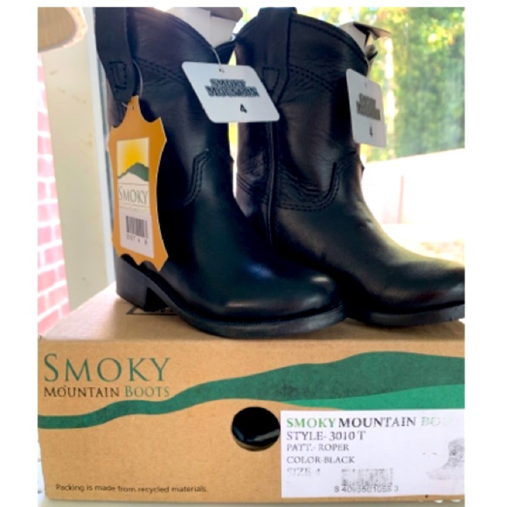 Brand new toddler boots!